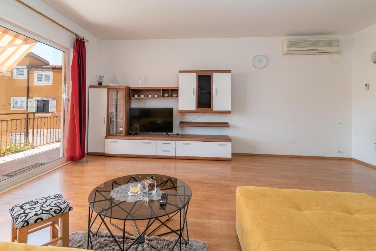 טרוגיר Comfortable Apartment Near The Sea מראה חיצוני תמונה